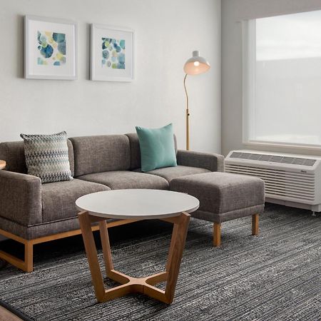 Towneplace Suites Portland Airport Me South Portland Eksteriør billede